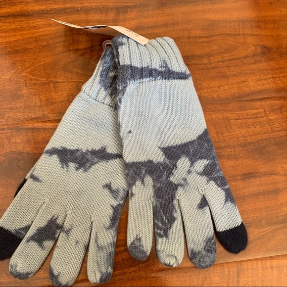 NWT Tie-Dye Flat Knit Tech Gloves Urban Outfitters - Picture 5 of 5